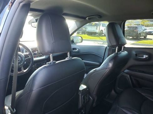 Used 2021 Jeep Compass Latitude AWD/4WD image 11