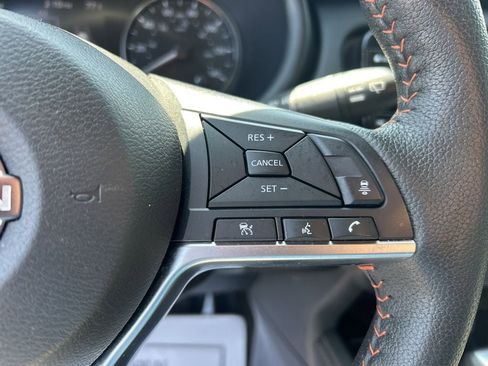 Used 2024 Nissan Kicks SR w/ SR Premium Package image 8