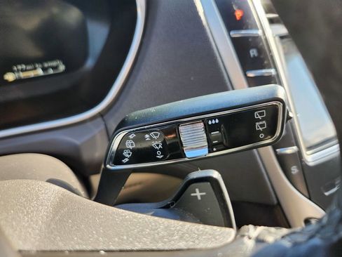 Used 2020 Lincoln Nautilus Reserve AWD/4WD image 24