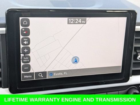 Used 2025 Hyundai Venue Limited FWD image 26