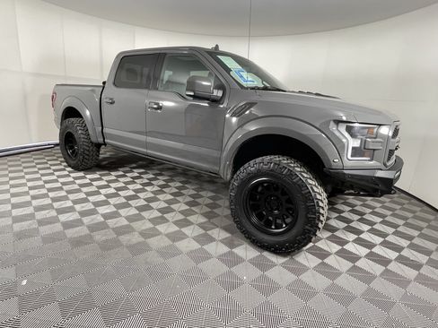 Used 2020 Ford F150 Raptor w/ Equipment Group 802A Luxury AWD/4WD image 13