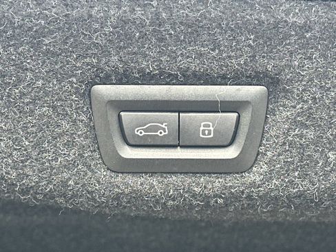 Used 2025 BMW 530i RWD image 19