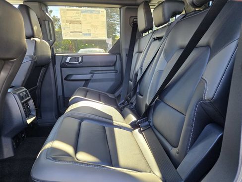 New 2026 Ford Bronco Outer Banks AWD/4WD image 16