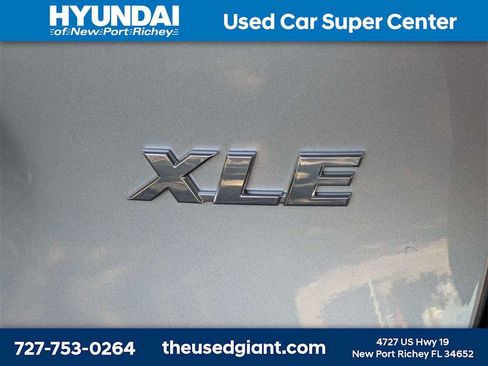 Used 2025 Toyota RAV4 XLE image 13