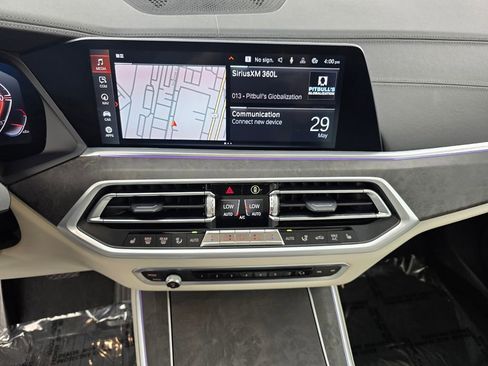 Used 2021 BMW X5 xDrive40i w/ Premium Package AWD/4WD image 22