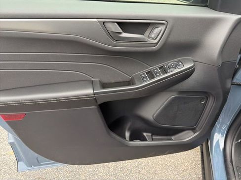 New 2026 Ford Escape Active w/ Tech Pack #1 FWD image 16