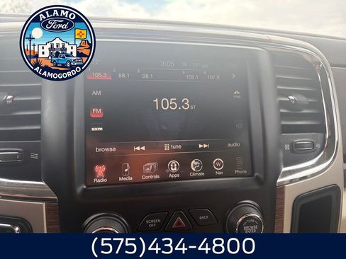 Used 2015 RAM 1500 Laramie w/ Convenience Group AWD/4WD image 18