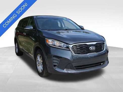 Used 2020 Kia Sorento FWD V6 image 1