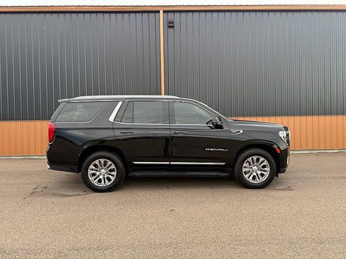 Used 2021 GMC Yukon Denali AWD/4WD image 4