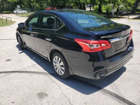 Used 2019 Nissan Sentra S FWD image 3