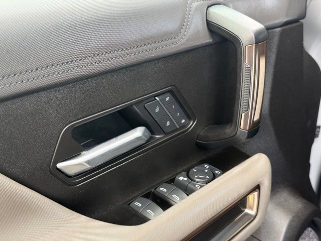 Used 2025 GMC Hummer EV 2X AWD/4WD image 16