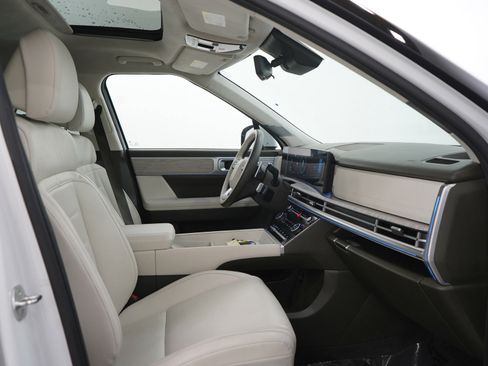 Used 2024 Hyundai Santa Fe Calligraphy AWD/4WD image 13