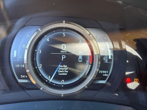 Used 2017 Lexus IS 200t image 38