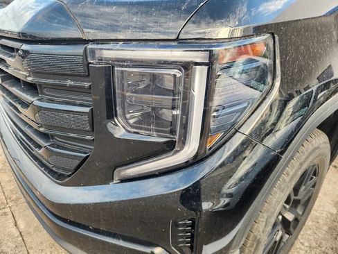 Used 2024 GMC Sierra 1500 Elevation AWD/4WD image 6