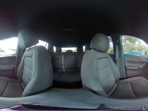 Used 2025 Chevrolet Equinox LT FWD image 40