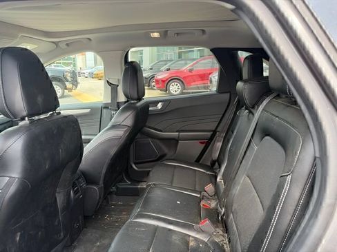 Used 2022 Ford Escape SEL FWD image 10