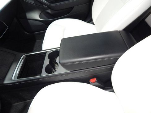 Used 2021 Tesla Model 3 Long Range image 18