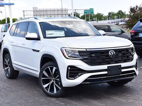 New 2026 Volkswagen Atlas SEL Premium R-Line AWD/4WD image 2
