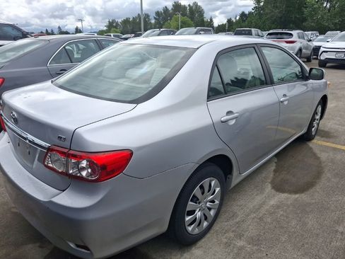 Used 2012 Toyota Corolla LE FWD image 5