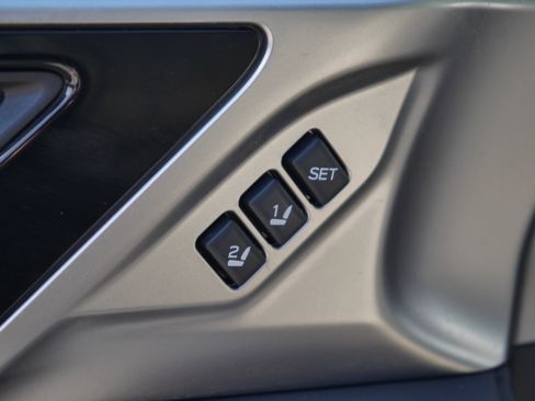 Used 2020 Subaru Outback Limited image 35