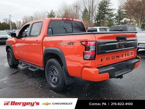 Used 2025 Nissan Frontier PRO-4X w/ Tow Package image 5