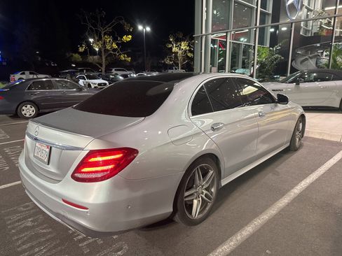 Used 2017 Mercedes-Benz E 300 image 2