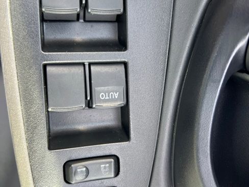 Used 2012 Toyota RAV4 4WD w/ Value Pkg image 24