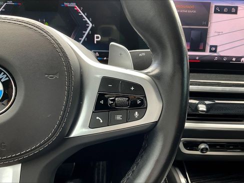 Used 2024 BMW X6 xDrive40i w/ Premium Package image 23