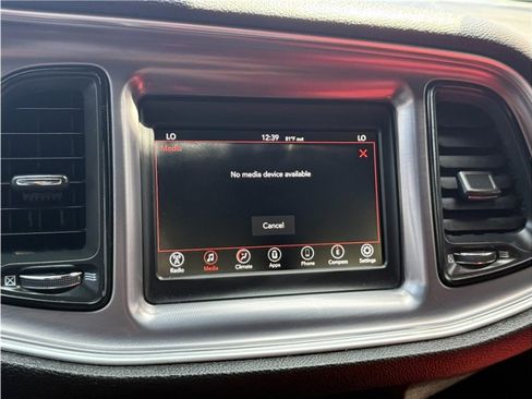 Used 2019 Dodge Challenger SXT image 37