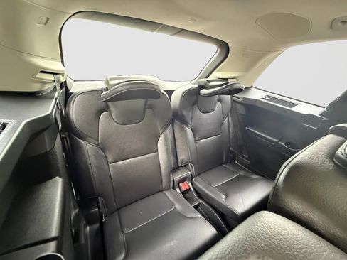 Used 2018 Volvo XC90 T5 Momentum w/ Convenience Package AWD/4WD image 20