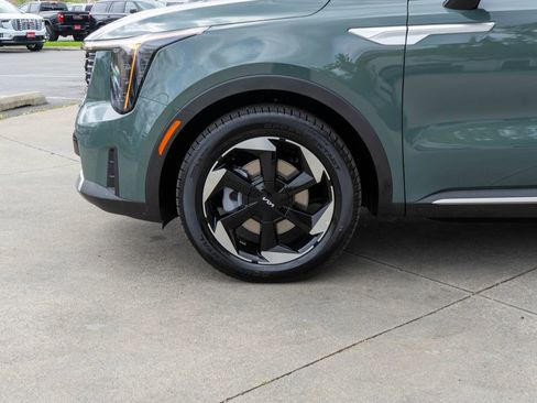 New 2026 Kia Sorento EX AWD/4WD image 29