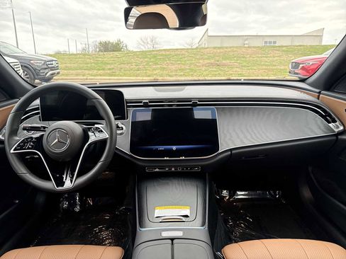 Used 2026 Mercedes-Benz E 350 Sedan image 14