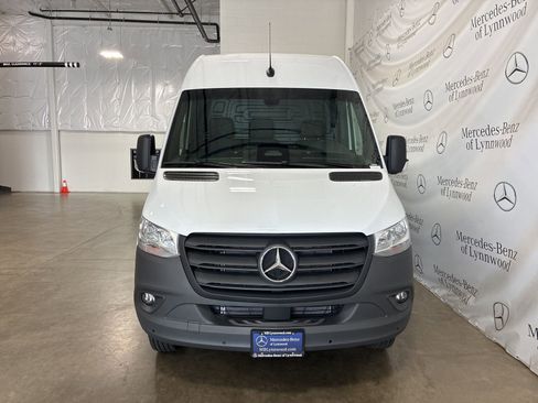 New 2025 Mercedes-Benz Sprinter 3500 image 2