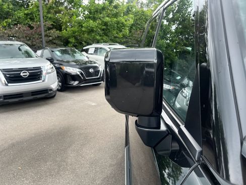 Used 2024 Lexus GX 550 w/ Accessory Package (2T) AWD/4WD image 37