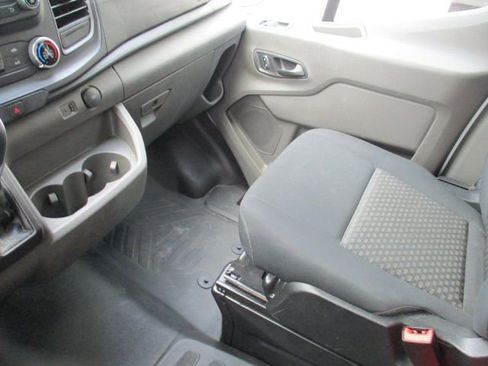 Used 2024 Ford Transit 250 Low Roof w/ Exterior Upgrade Package RWD image 20
