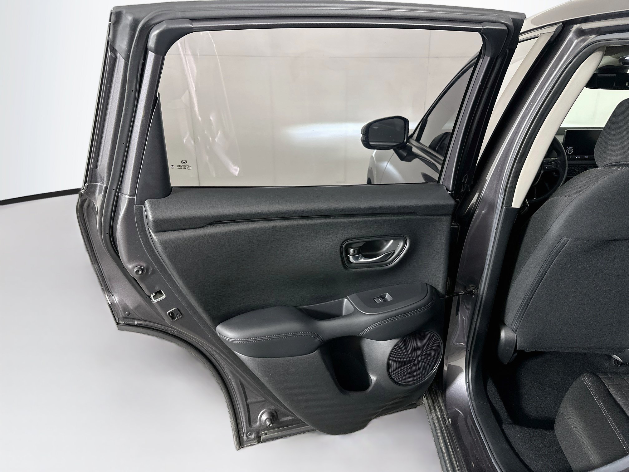 Used 2024 Honda HR-V LX image 24