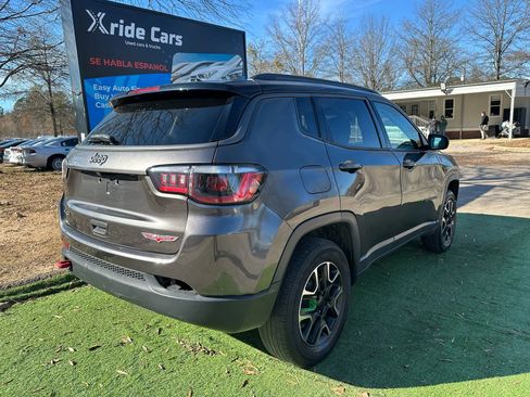 Used 2020 Jeep Compass Trailhawk image 7