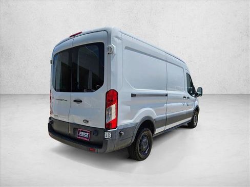 Used 2015 Ford Transit 250 148 Medium Roof RWD image 5