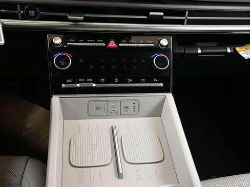 Certified 2025 Hyundai Santa Fe SEL AWD/4WD image 30