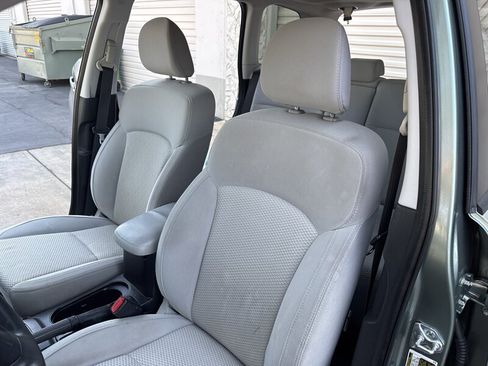 Used 2015 Subaru Forester 2.5i Premium AWD/4WD image 21