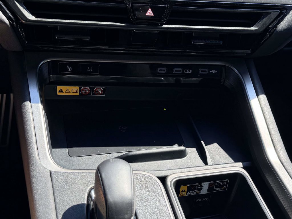 Used 2024 Lexus TX 500h AWD w/ Technology Package image 6