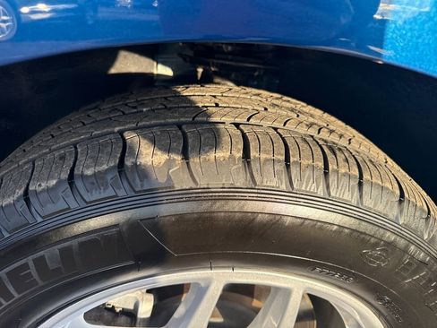 Used 2024 Ford Edge SEL w/ Convenience Package image 22