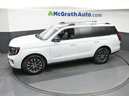 Used 2025 Ford Expedition Platinum AWD/4WD image 25
