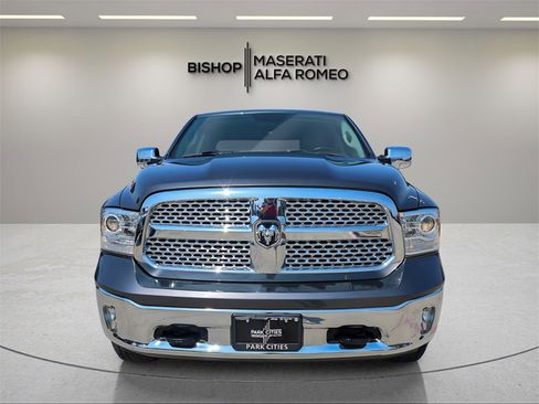 Used 2017 RAM 1500 Laramie w/ Convenience Group image 8