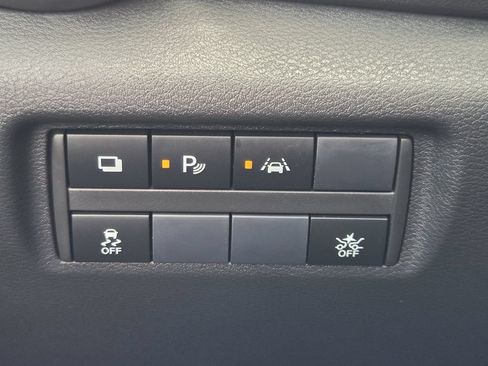 Used 2025 Nissan Versa S w/ Trunk Package FWD image 23
