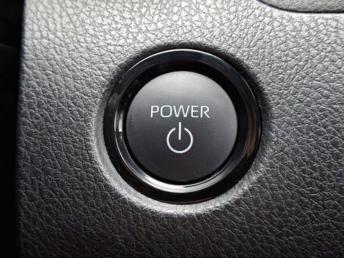 Used 2025 Toyota Camry LE image 22