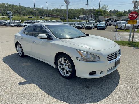 Used 2013 Nissan Maxima 3.5 SV w/ SV Value Pkg FWD image 4