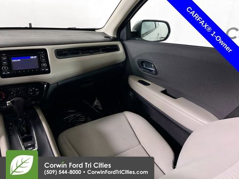 Used 2022 Honda HR-V LX image 25