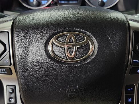 Used 2022 Toyota Tacoma SR5 image 48