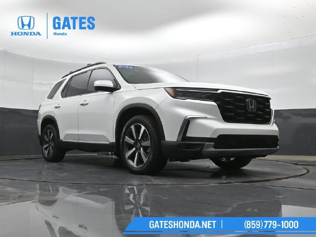 Used 2023 Honda Pilot Touring image 43